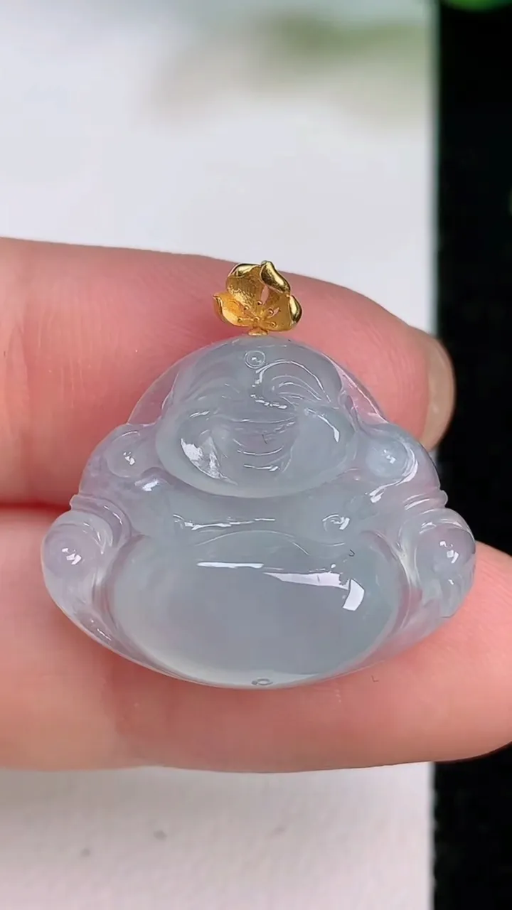 天然A货翡翠佛公吊坠，尺寸19-23-6，重量:3.89g
7月18日