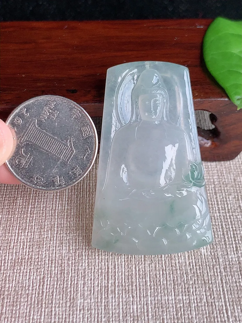 天然A货翡翠飘花大势至菩萨吊坠尺寸50.2×30.8×4.8m量17.04g 0717