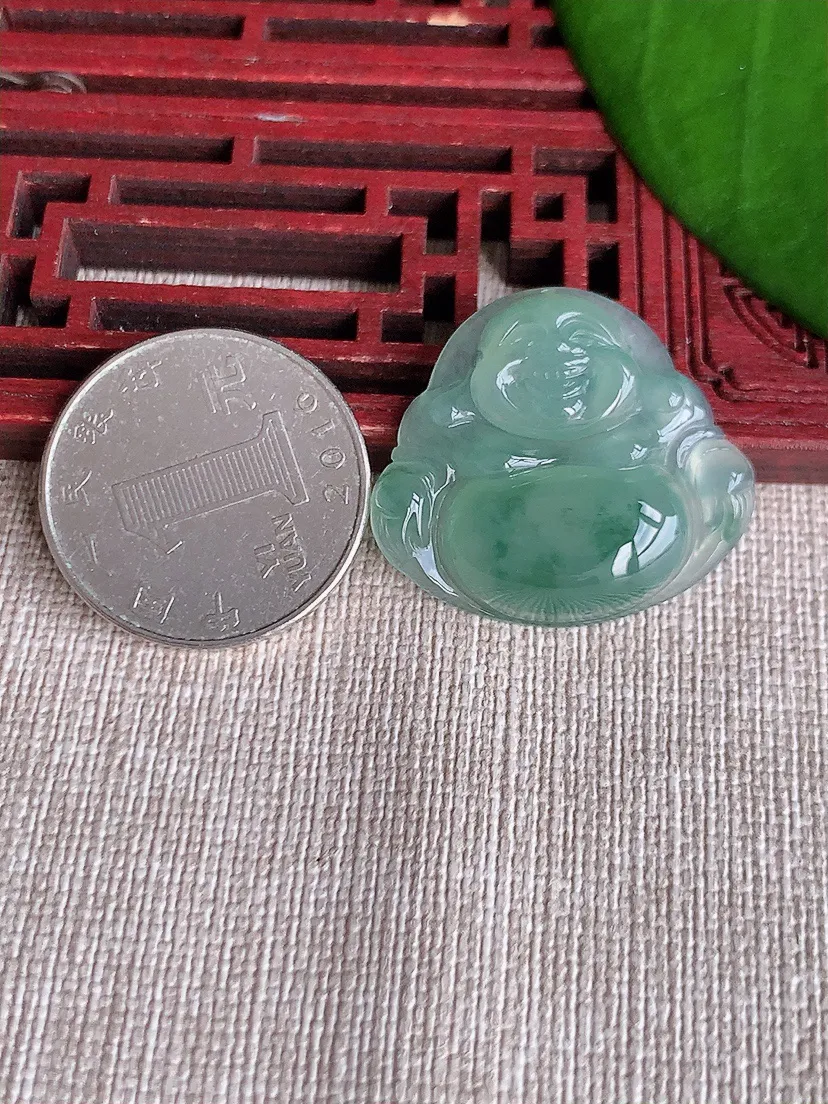 天然A货翡翠飘花佛公吊坠尺寸26×29×5.7m量6.67g 0717