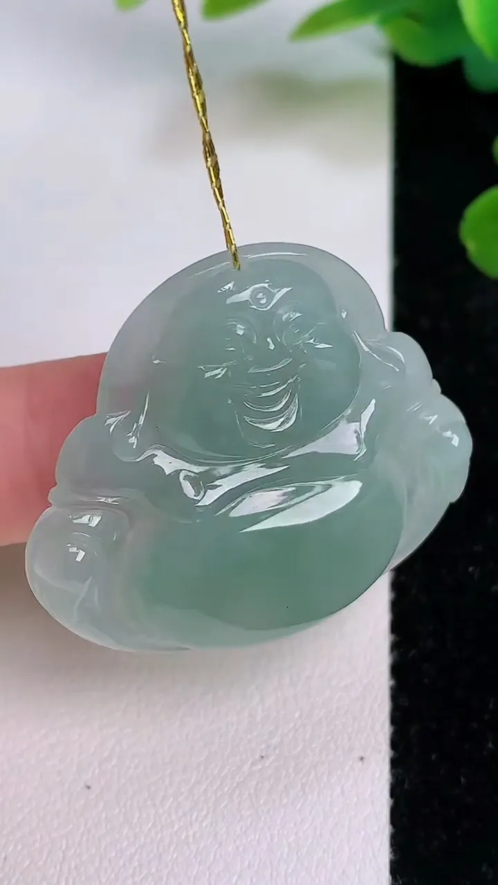 天然A货翡翠佛公吊坠，尺寸34-36.7-5.5，重量:10.42g
7月18日
