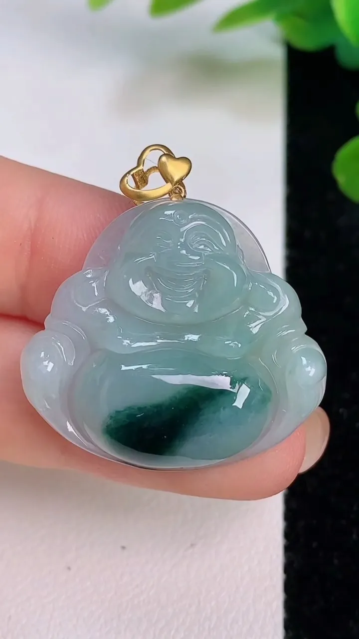 天然A货翡翠18k金飘花佛公吊坠，尺寸26.5-29.7-5.8，重量:6.71g
7月18日