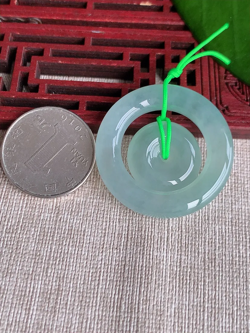 天然A货翡翠晴水子母平安扣吊坠尺寸35.7×6m量16.07g 0717