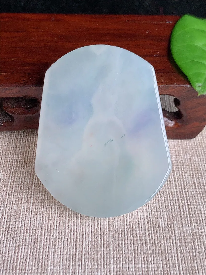 天然A货翡翠飘黄翡紫罗兰自在观音吊坠尺寸50×39.6×5.5m量26.12g 0717