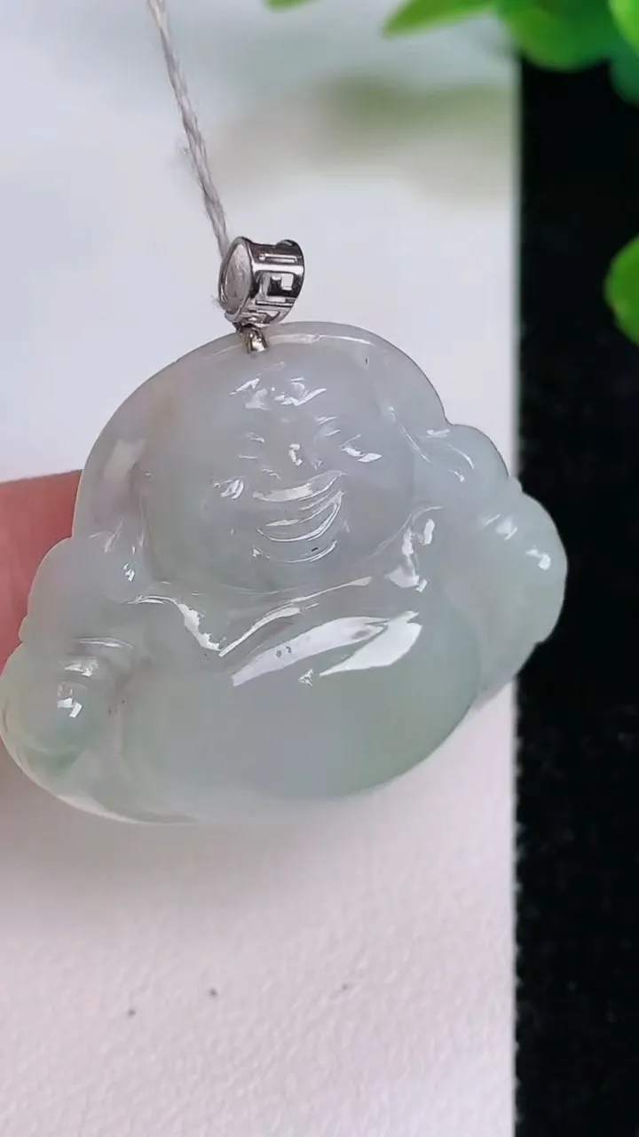 天然A货翡翠佛公吊坠，尺寸30-33.3-6.2，重量:9.49g
7月18日