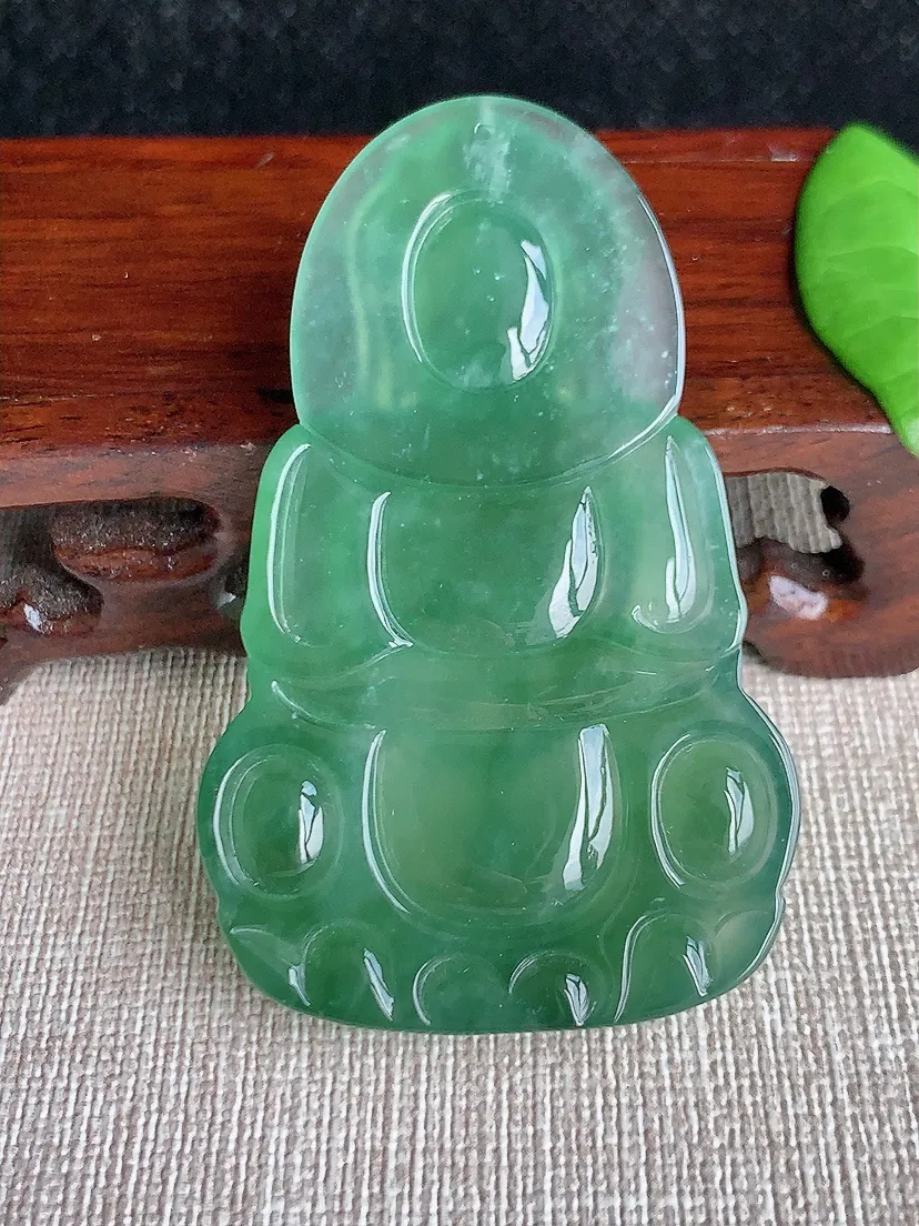 天然A货翡翠晴绿正装观音吊坠尺寸61.5×38.2×5.8m量26.00g 0718