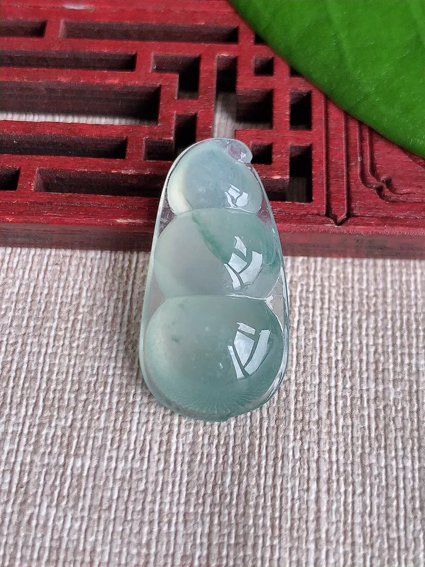 天然A货翡翠飘花四季豆福豆平安豆镶嵌件尺寸30×15×8.8m量6.12g 0718