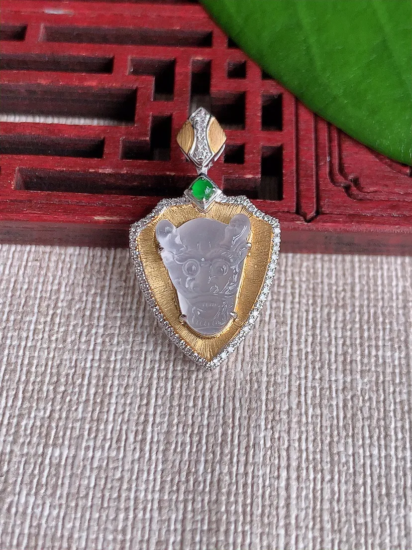 天然A货翡翠18K金伴白月光龙头吊坠尺寸29×16.2×7裸石12×10m量2.70g 0718