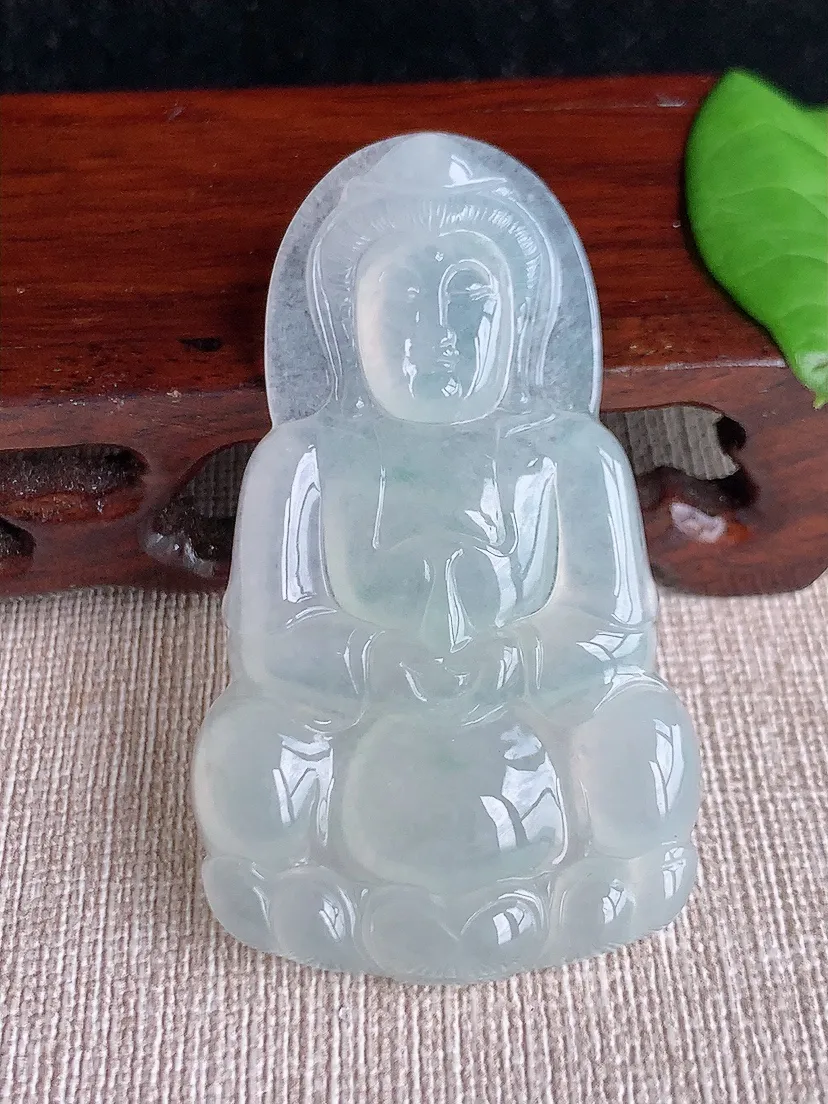 天然A货翡翠正装观音吊坠尺寸59.2×34.5×5.7m量19.54g 0718