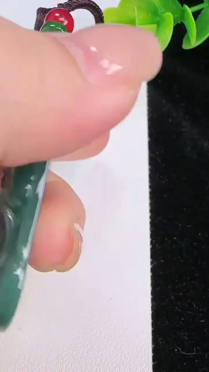 天然A货翡翠蓝水双彩普贤菩萨吊坠，尺寸 57.5-38.5-5.4，重:22.31g
7月19日