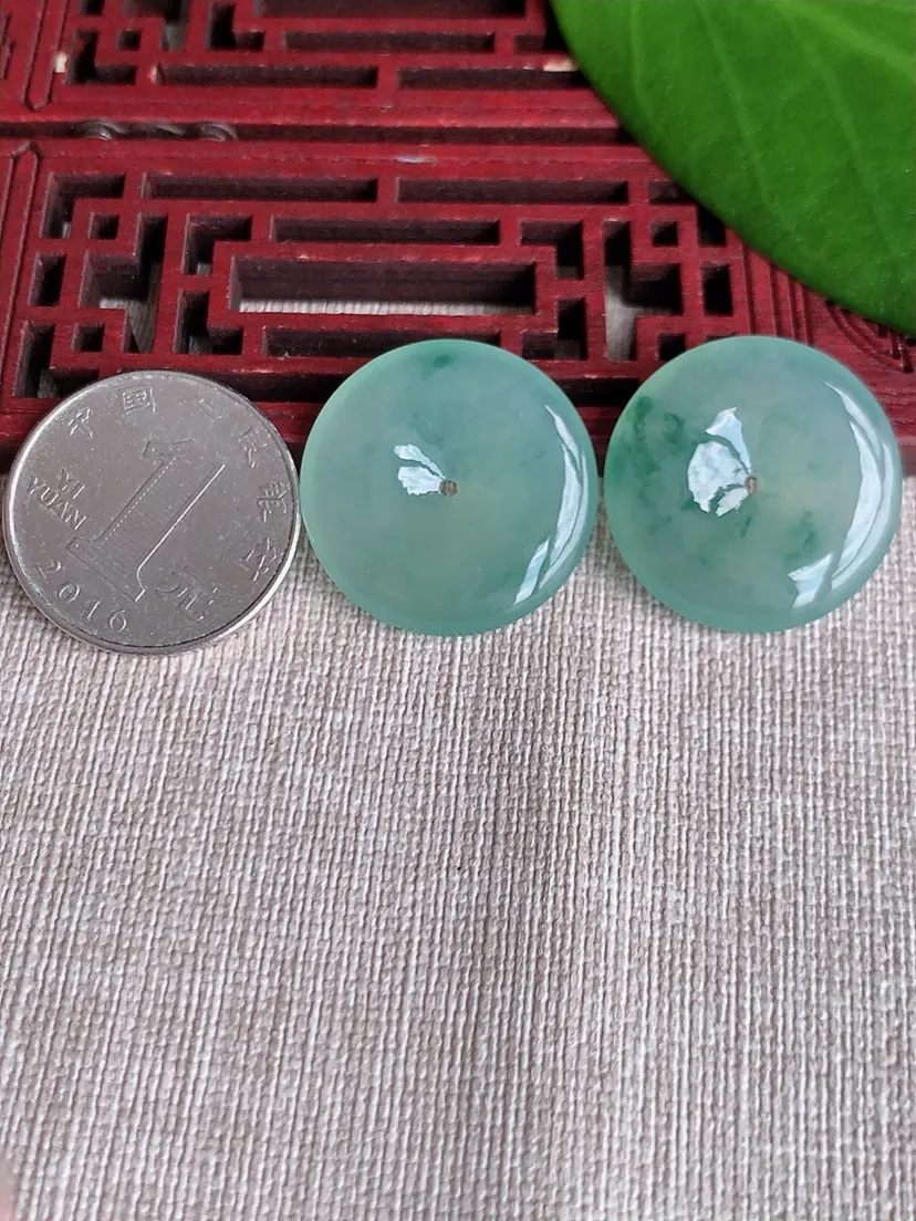天然A货翡翠飘花平安扣吊坠一对尺寸25×5m量13.16g 0719