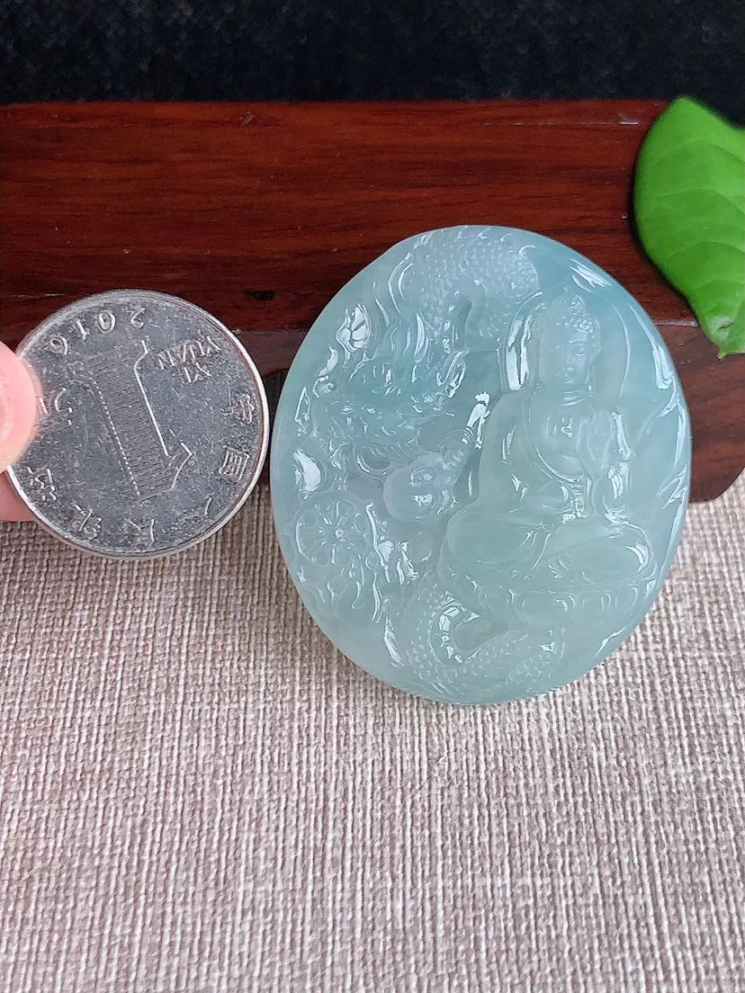天然A货翡翠晴水大日如来吊坠尺寸44.3×39×5.2m量21.76g 0718
