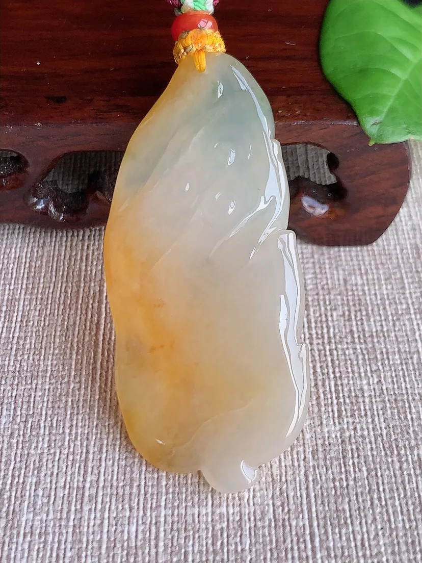 天然A货翡翠黄翡自在观音吊坠 尺寸55.6×25×7.6m量25.50g 0719