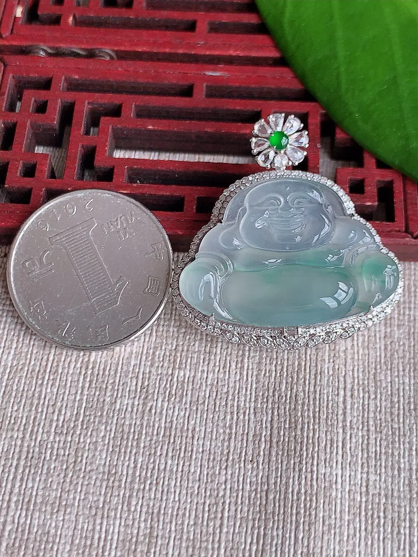 天然A货翡翠18K金伴飘花佛公吊坠尺寸35×34×10.2裸石21.4×31.2m量7.68g 0719