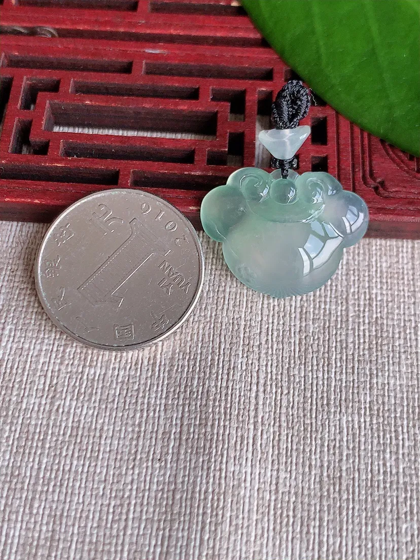 天然A货翡翠晴水如意吊坠尺寸19.4×25×5.6m量5.07g 0719