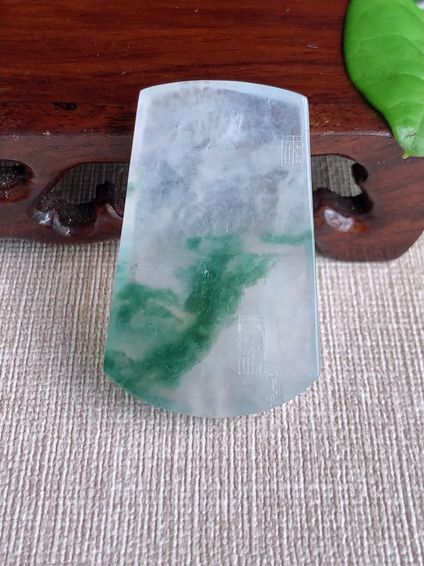 天然A货翡翠飘花意境山水件尺寸41×26.6×5.6m量15.00g 0719