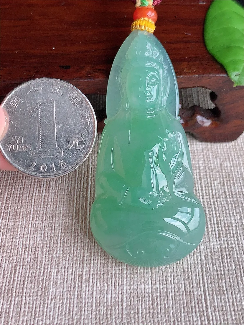 天然A货翡翠满绿观音吊坠尺寸58.4×27×10.2m量27.00g 0719