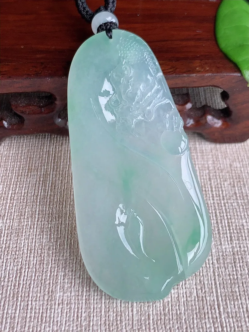 天然A货翡翠晴绿悟道龙牌吊坠尺寸64×29.7×4.8m量26.57g 0719