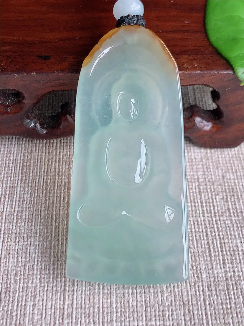 天然A货翡翠飘黄翡大日如来吊坠尺寸53×24.6×5.5m量20.75g 0719
