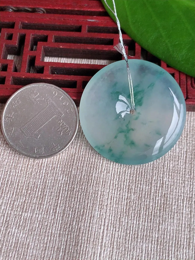 天然A货翡翠飘花平安扣吊坠尺寸33.3×5m量13.58g 0720