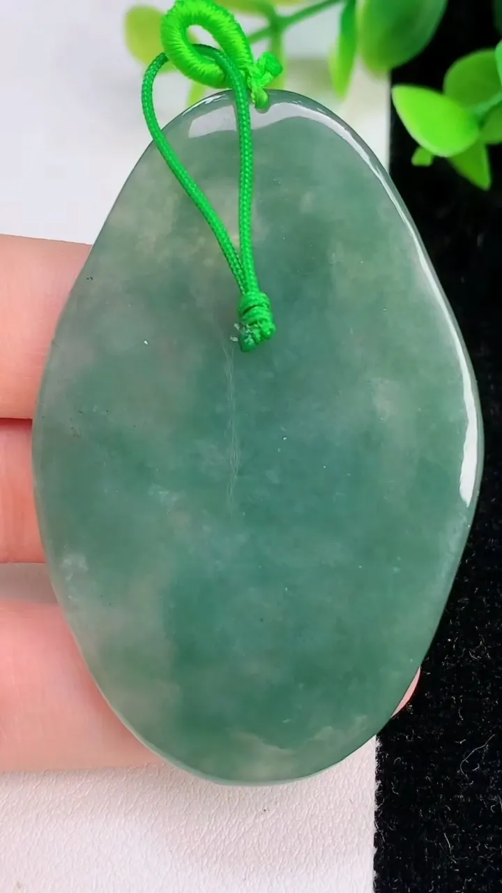天然A货翡翠蓝水文殊菩萨吊坠，尺寸61.8-40-5.6，重量:25.00g
7月21日