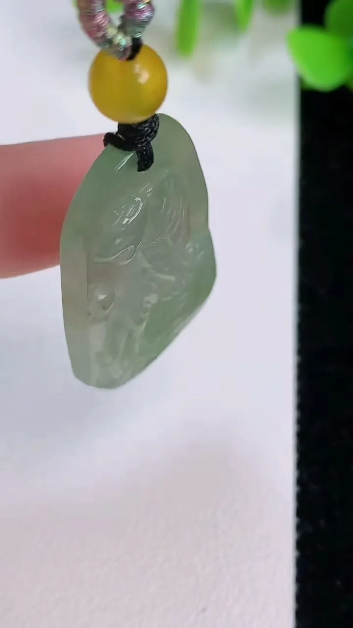 天然A货翡翠生肖虎吊坠，尺寸34-19.6-4.6，重:6.24g
7月21日