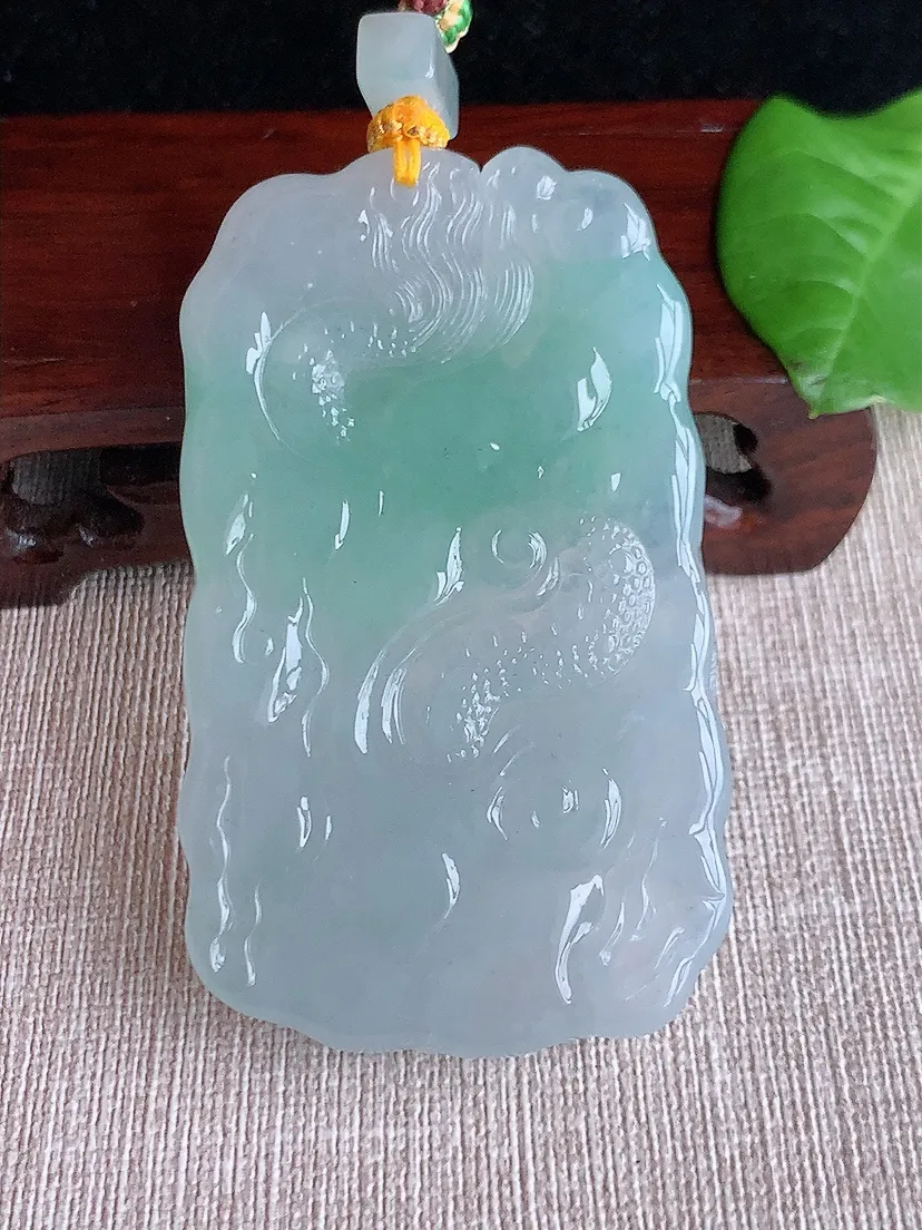 天然A货翡翠晴水龙牌吊坠尺寸68.7×41.2×10.8m量74.50g 0720