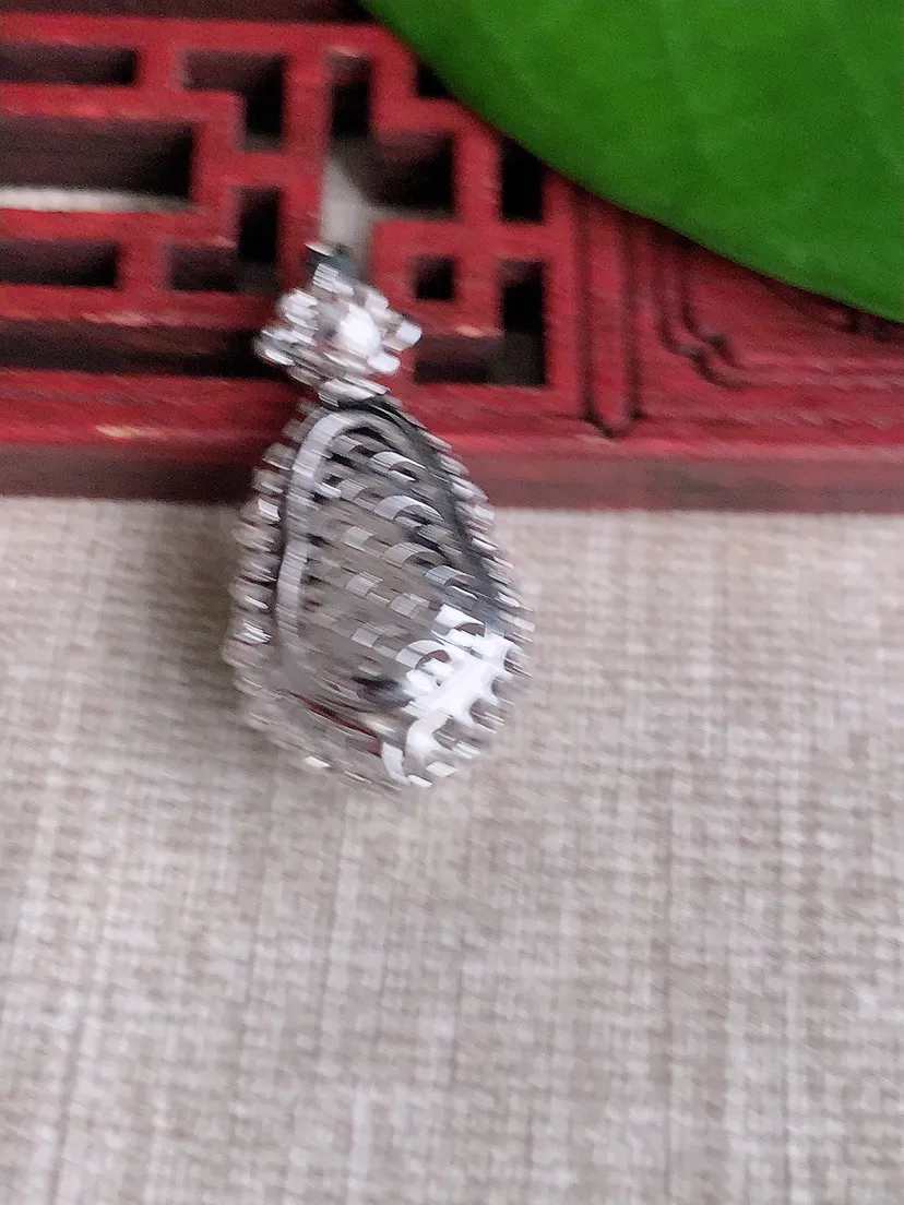 天然A货翡翠18K金伴阳绿葫芦吊坠尺寸27.6×13×9.8裸石12.3×7.6m量3.85g 07