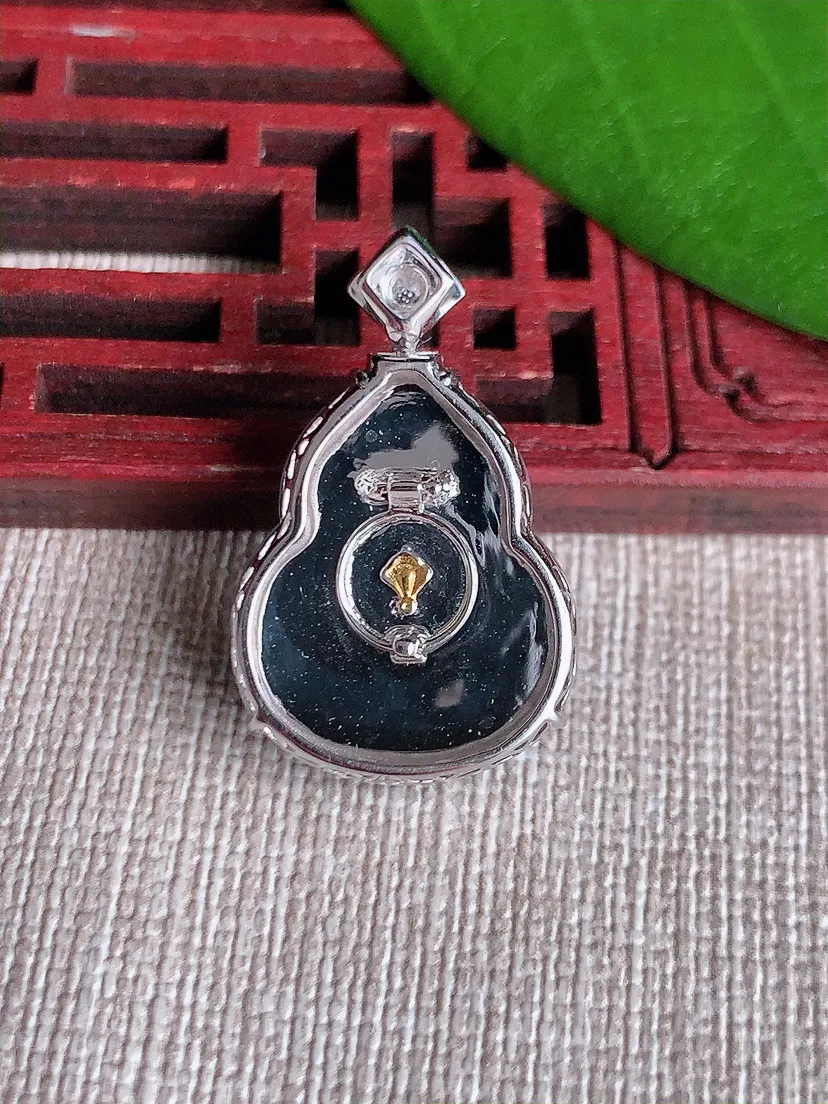 天然A货翡翠18K紫罗兰葫芦吊坠尺寸27.5×21×17×8m量5.72g 0720