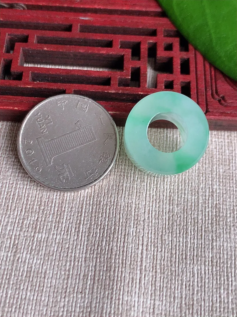 天然A货翡翠飘绿路路通吊坠尺寸19.3×10.3×4.7m量8.60g 0720