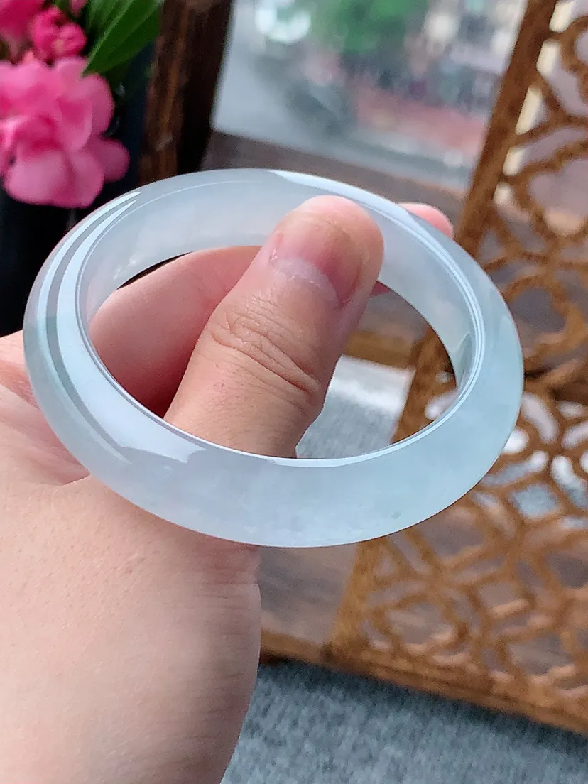 天然A货翡翠白月光正装正圈手镯50-51小圈口 尺寸50.5×11.8×7.8mm 重量44.96g 0722