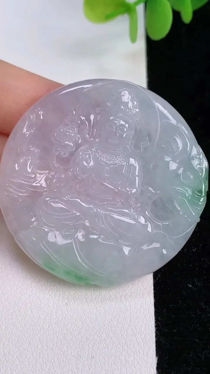 天然A货翡翠普贤菩萨吊坠，尺寸46.8-7.2，重:32.47g
7月24日