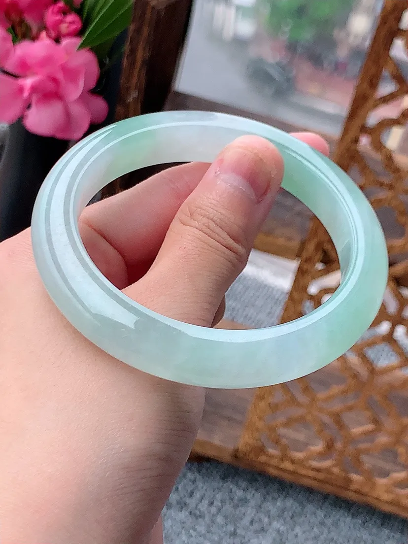天然A货翡翠晴绿正装正圈手镯59-60大圈口尺寸59×11.7×9.2mm 重量64.27g 0722