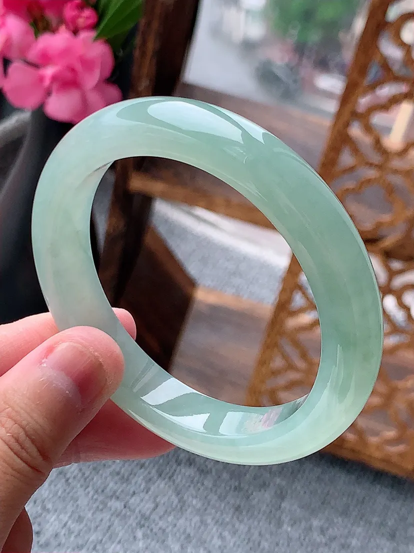 天然A货翡翠晴水正装正圈手镯55-56圈口尺寸55×10.8×8.5mm 重量53.30g 0722