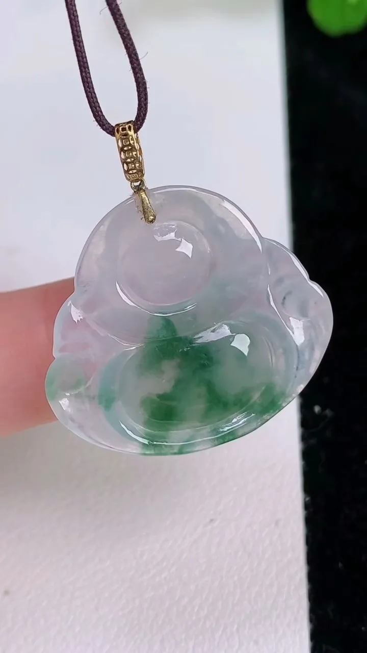 天然A货翡翠18k金飘花佛公吊坠，尺寸25-27.7-4，重量:4.15g
7月26日