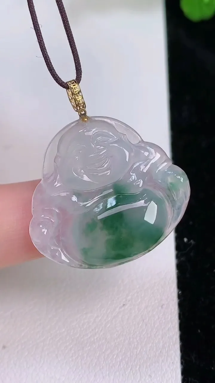 天然A货翡翠18k金飘花佛公吊坠，尺寸25-27.7-4，重量:4.15g
7月26日