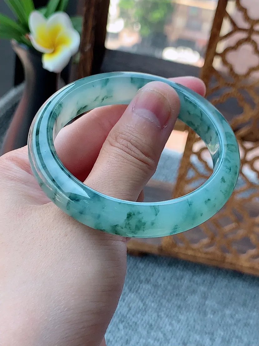 天然A货翡翠飘花正装正圈手镯51-52小圈口尺寸51.7×12×7.5mm 重量46.17g 0726