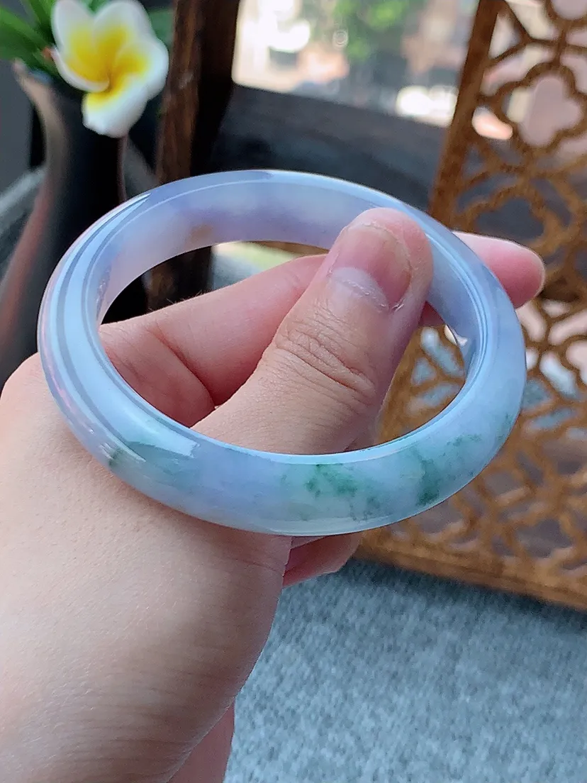 天然A货翡翠紫罗兰飘花正装正圈手镯53-54圈口 尺寸53×11.3×7.8mm 重量46.88g 0726