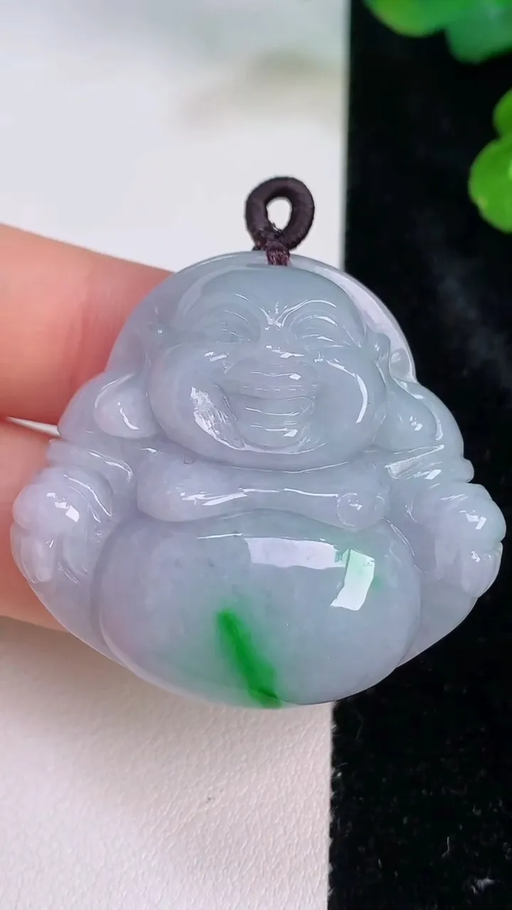 天然A货翡翠佛公吊坠，尺寸36.6-39.3-10.2，重量:26.31g
7月28日