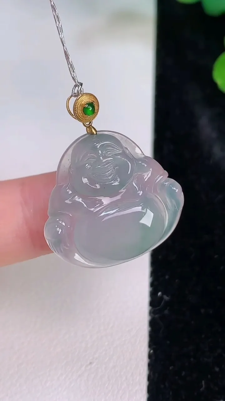 天然A货翡翠佛公吊坠，尺寸21.2-22.2-4，重量:3.46g
7月28日