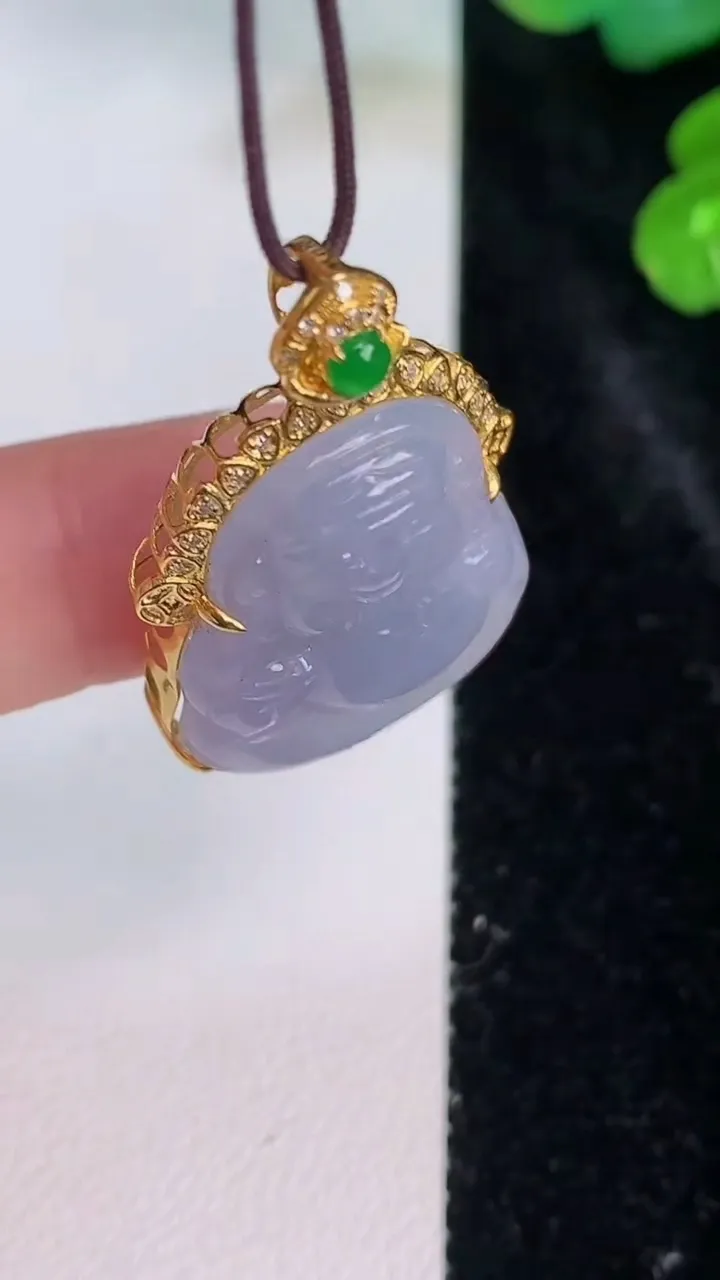 天然A货翡翠18k金紫罗兰财神爷吊坠，尺寸29.8-21-20.4-8.2，重量:5.29g
7月28日