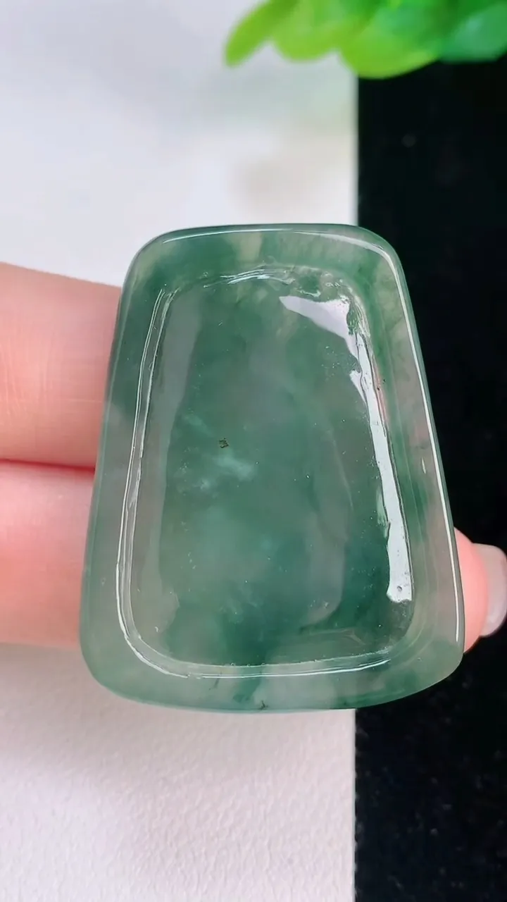 天然A货翡翠普贤菩萨吊坠，尺寸38-30-5，重量:12.13g
7月30日