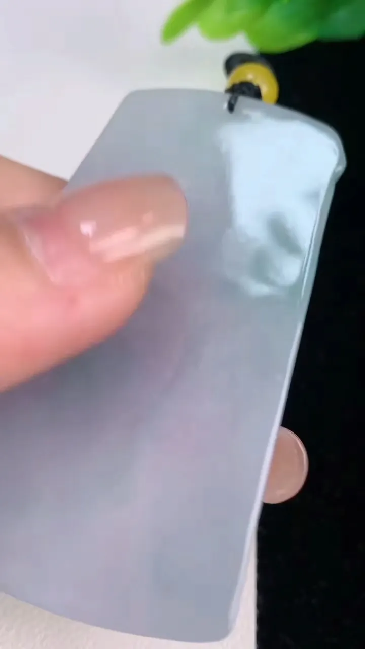 天然A货翡翠文殊菩萨吊坠，尺寸59-38-5.6，重量:24.53g
7月30日