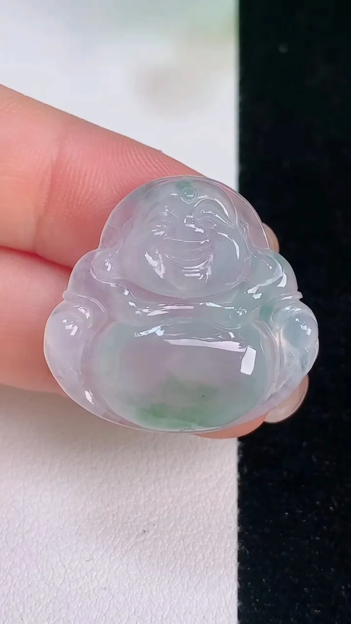 天然A货翡翠佛公吊坠，尺寸26.4-27.8-5，重量:5.65g
7月30日