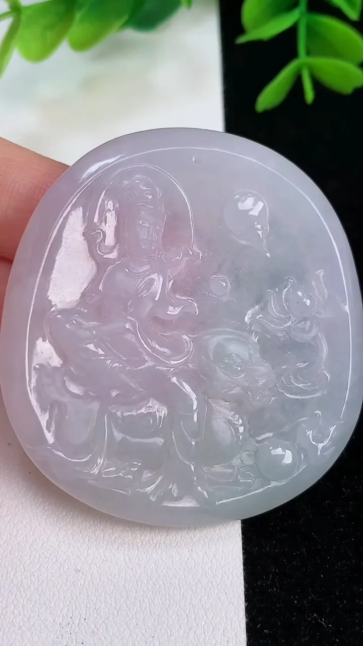 天然A货翡翠文殊菩萨吊坠，尺寸 55-51.2-6.3，重: 33.34g
7月31日