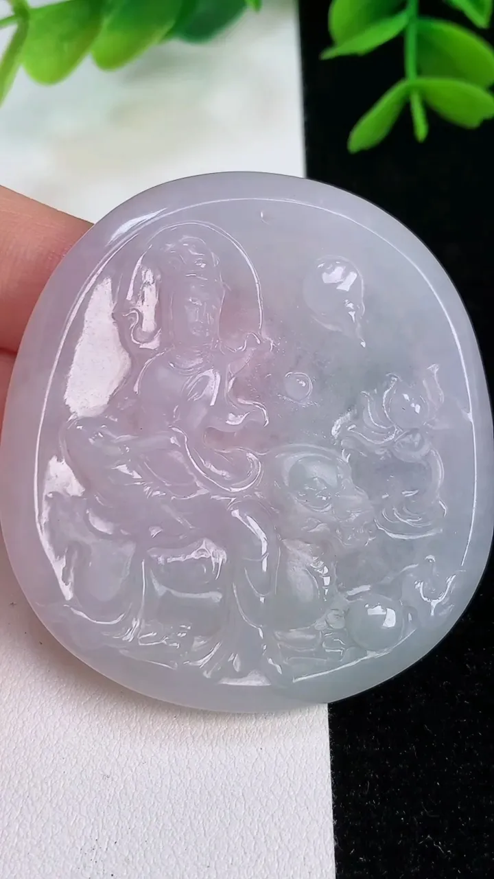 天然A货翡翠文殊菩萨吊坠，尺寸 55-51.2-6.3，重: 33.34g
7月31日