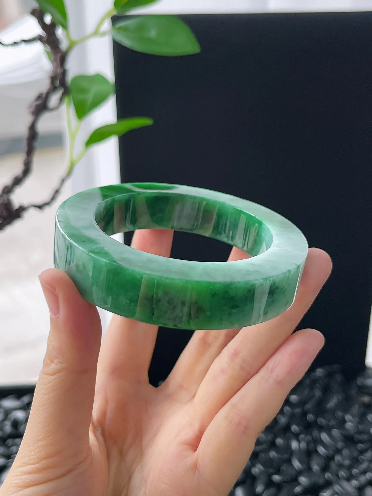 翡翠镯饼，⭕️正圈最大做57，圆条最大做53，最小做52.6