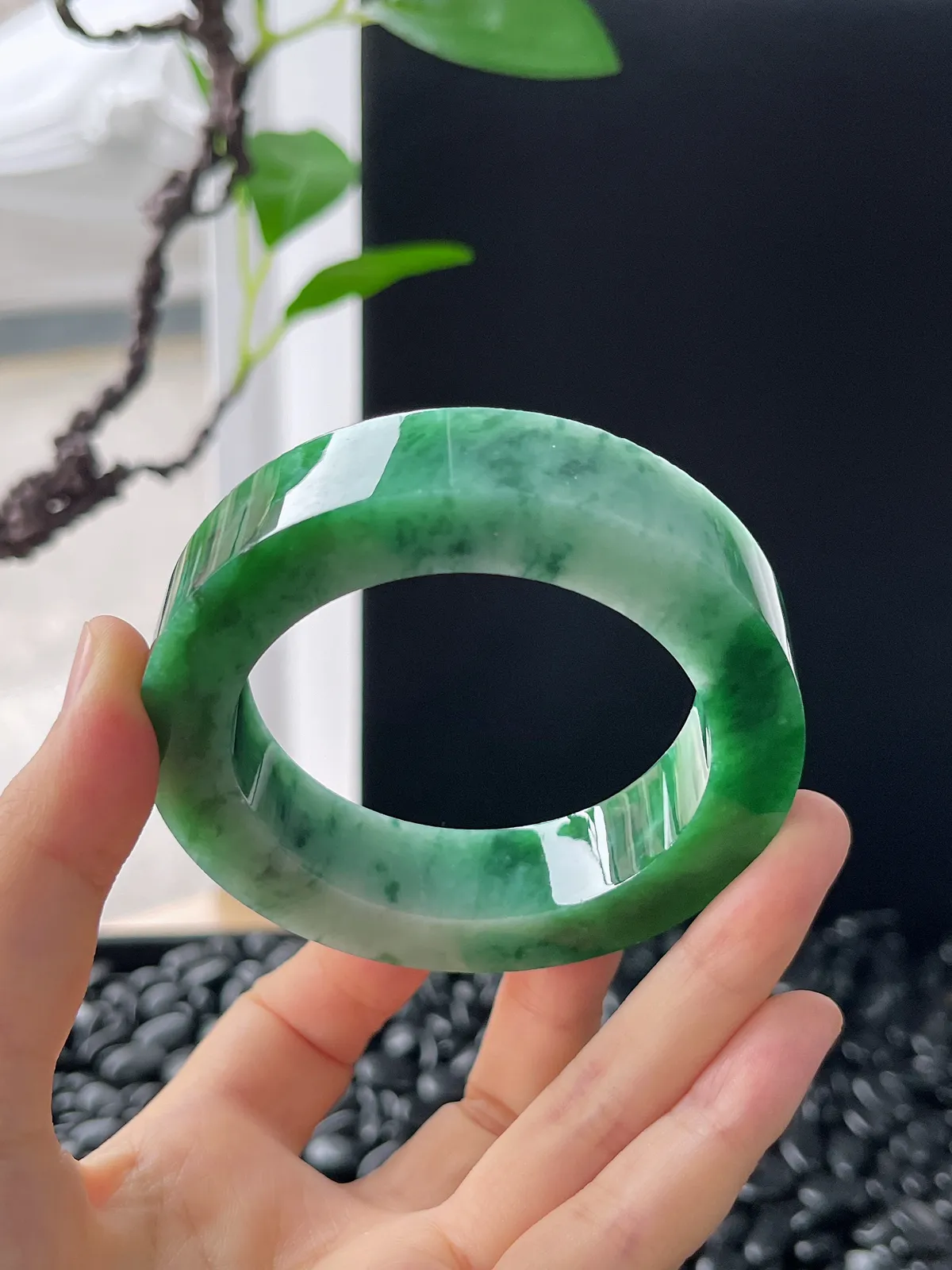 翡翠镯饼，⭕️正圈最大做55，圆条最大做51，最小做51.7