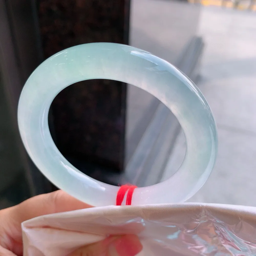 圆条高冰春彩 无瑕 尺寸:56.1/11.1 种色兼备️️