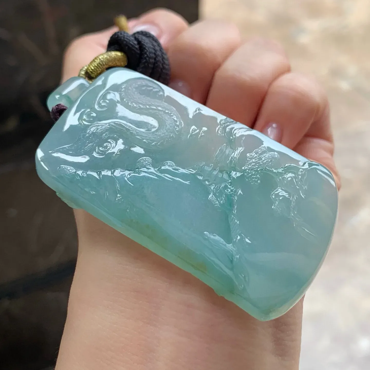 糯冰降龙观音
佩戴大气，底色漂亮