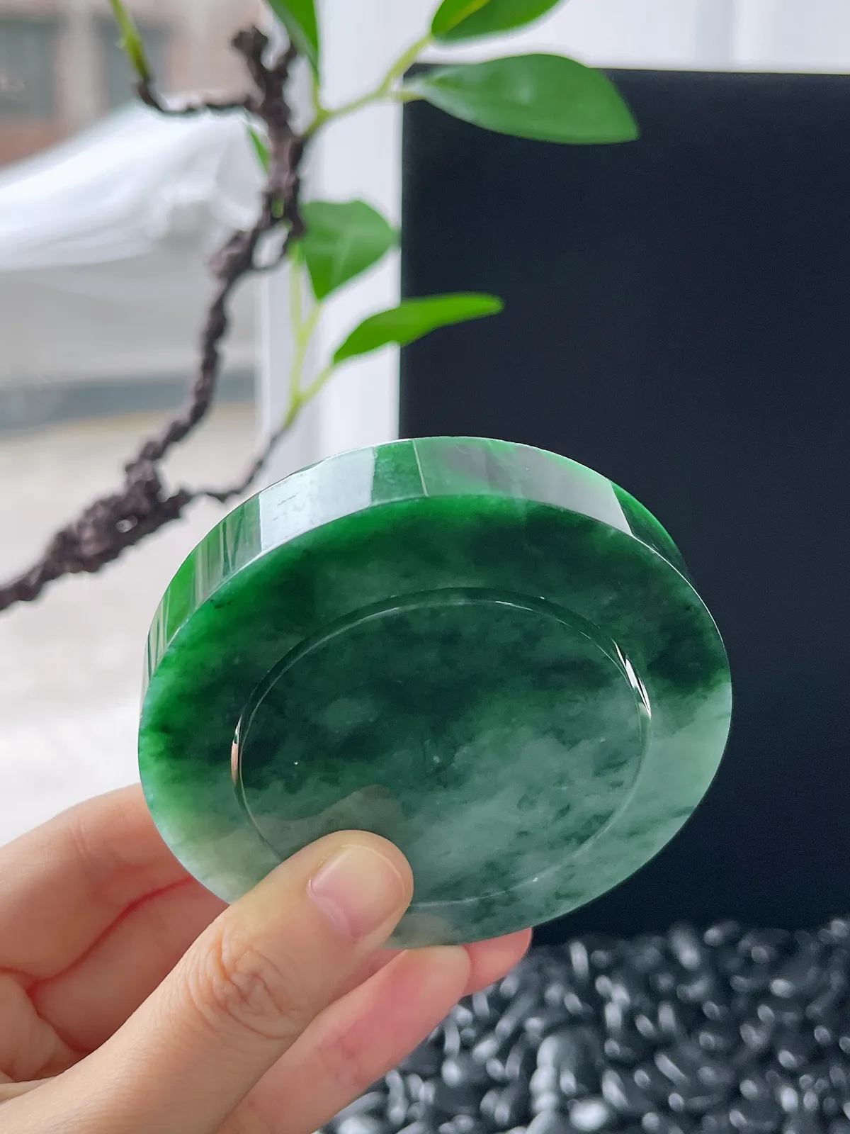翡翠镯饼，⭕️正圈最大做57，圆条最大做53，最小做52.5